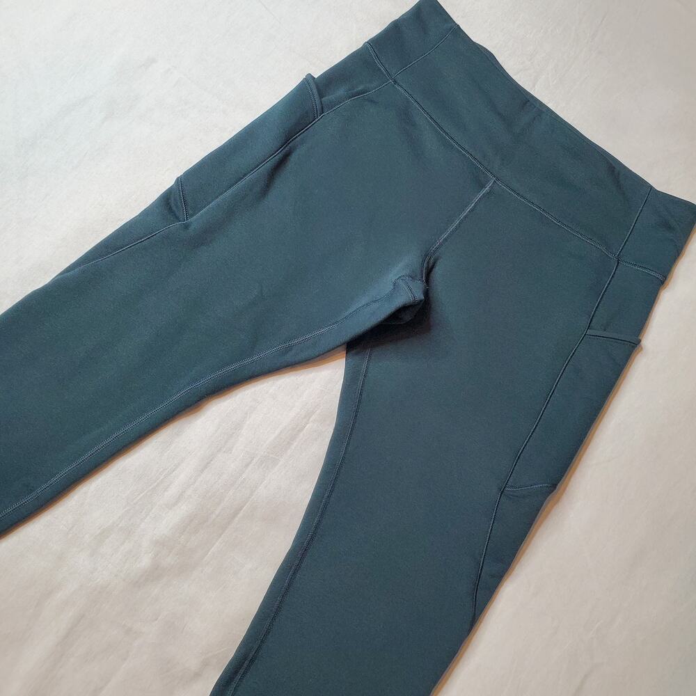 Athleta Women's Size L Altitude Edge Stash Pocket Tight Fleece Green 469516